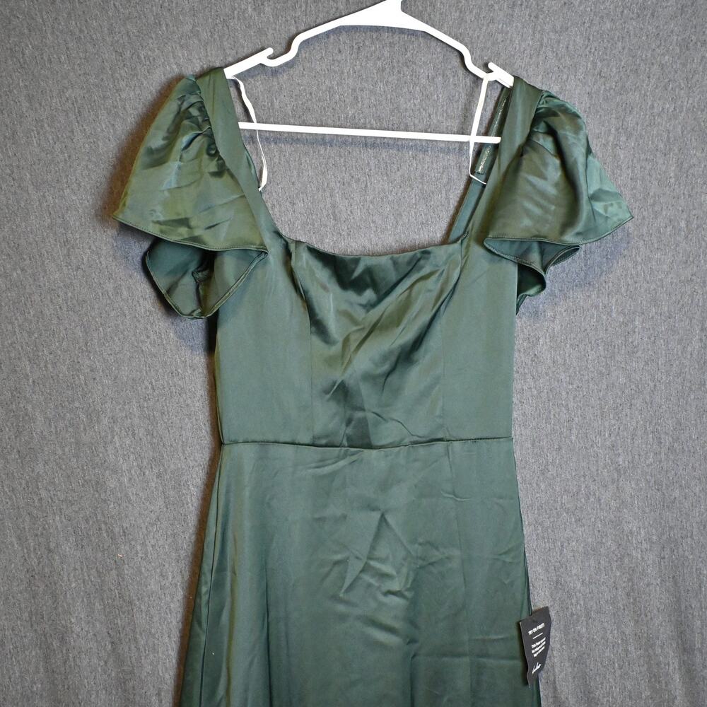NEW Lulus Women's XS Emerald Green Maxi Dress Flutter Shoulders NWT